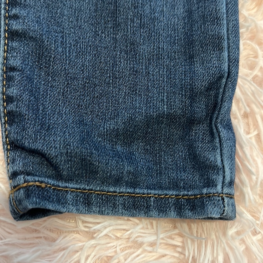 Jeans - Picture 2 of 3